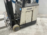 Minituur van Crown - Reach truck met klem
