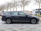 Minituur van Volkswagen Passat Variant GTE 1.4 TSI PHEV 218PK Automaat 2021