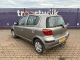 Minituur van 2003 - Toyota - Yaris - 1.0 VVT-i Luna MMT - Personenauto