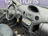 Minituur van 2003 - Toyota - Yaris - 1.0 VVT-i Luna MMT - Personenauto