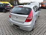 Miniaturansicht von HYUNDAI - 2010 - I30 - Auto