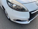 Miniaturansicht von RENAULT - 2012 - MEGANE SCENIC - Auto