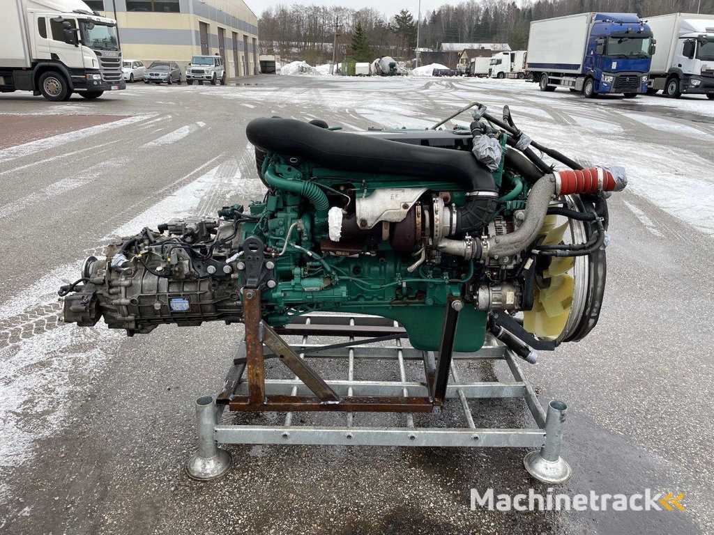Volvo D8K280 EUVI ENGINE