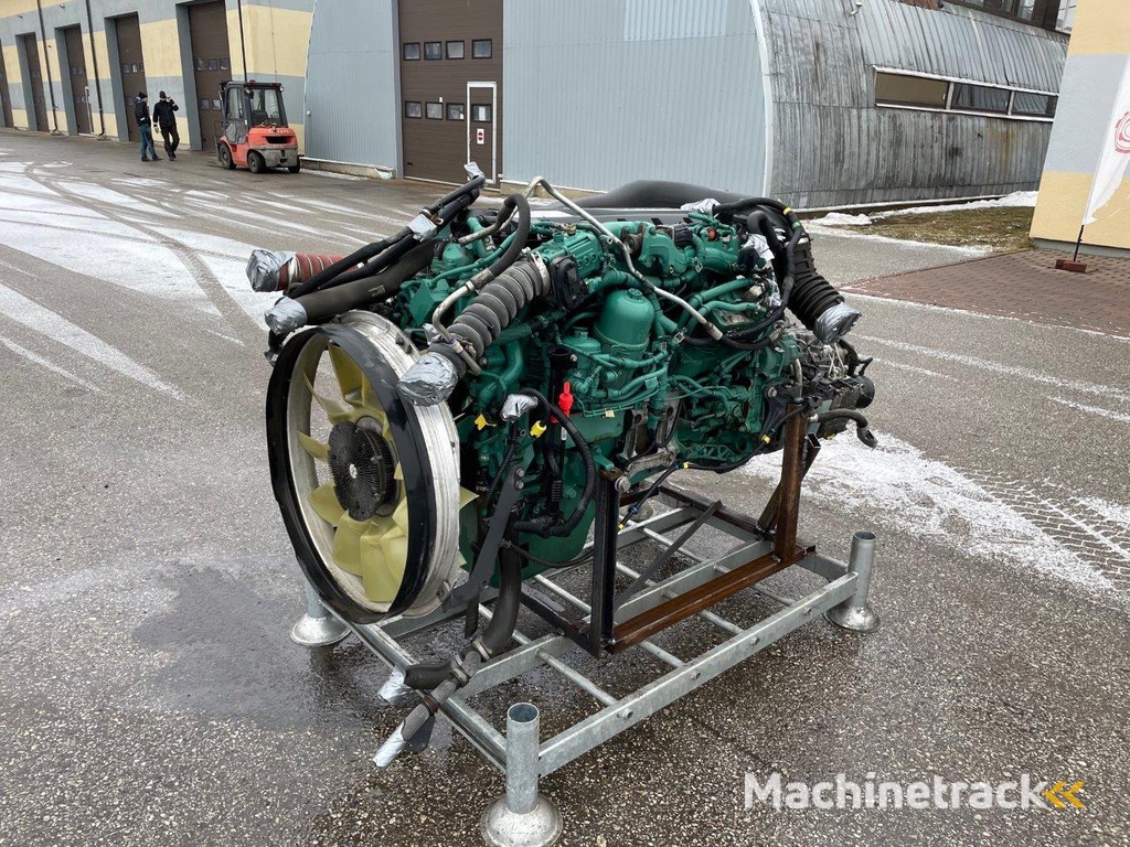 Volvo D8K280 EUVI ENGINE
