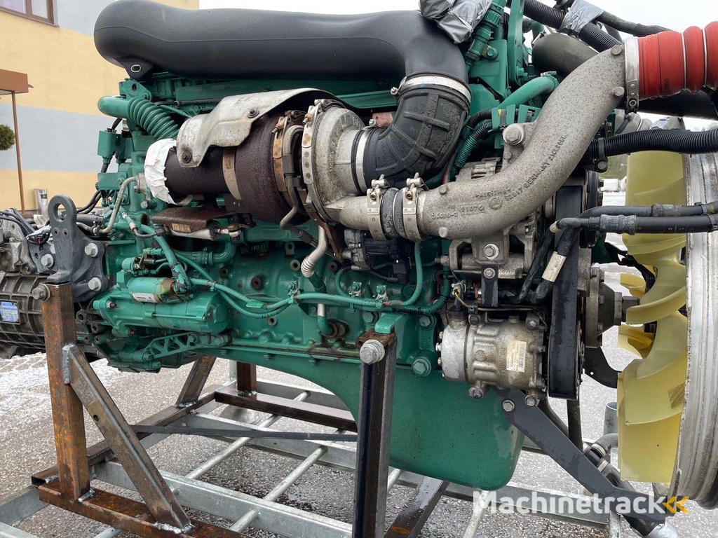 Volvo D8K280 EUVI ENGINE