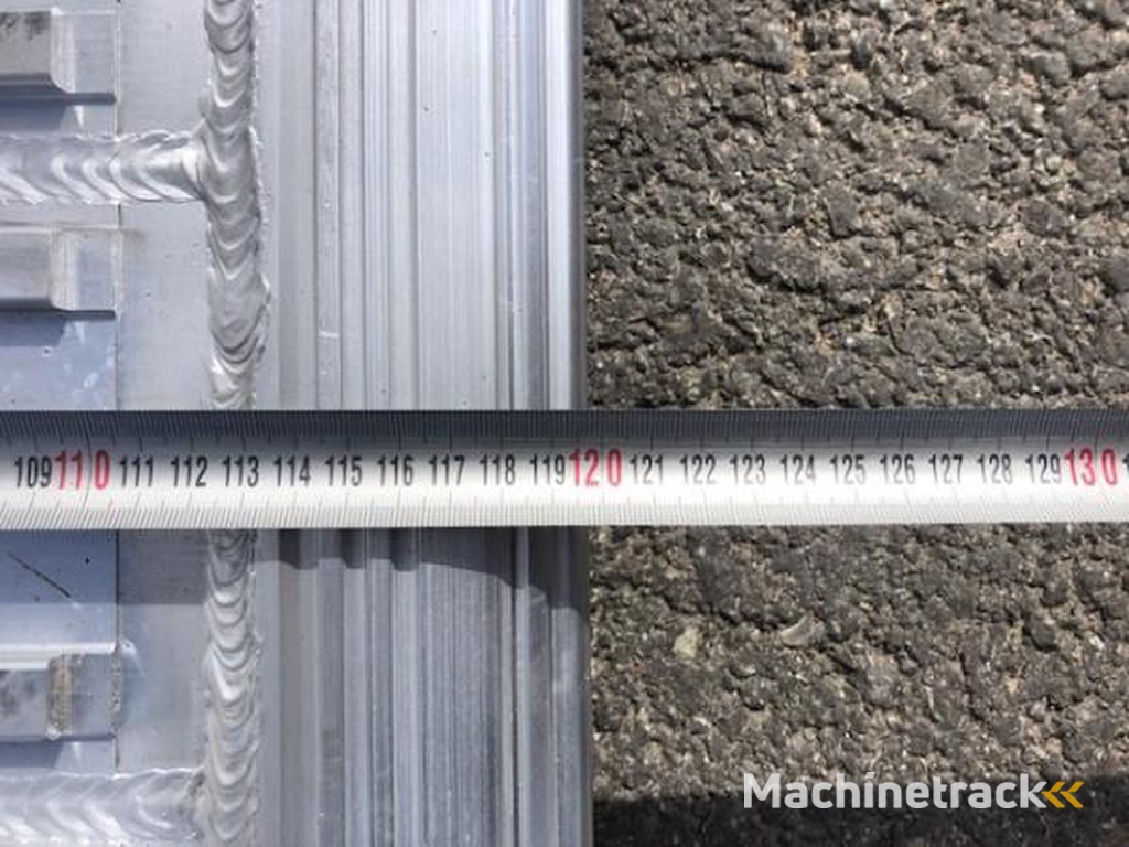 Schmitz Goosneck ramps 2 pcs 16000 kg.