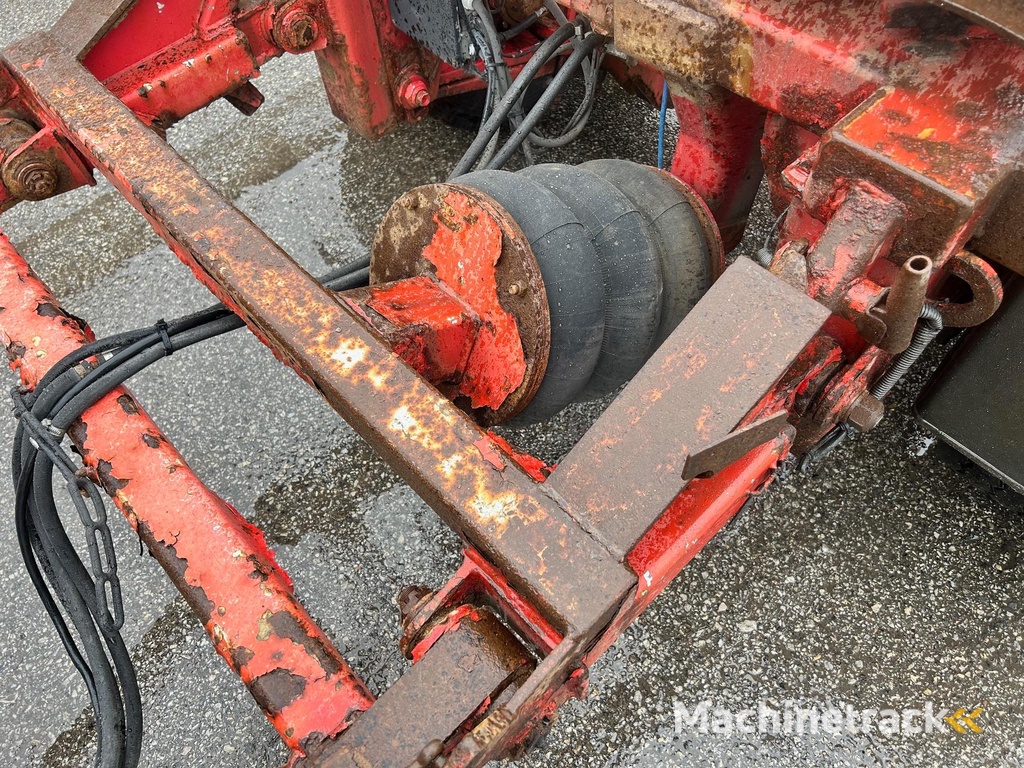 Nor Slep SL-28 3-axle