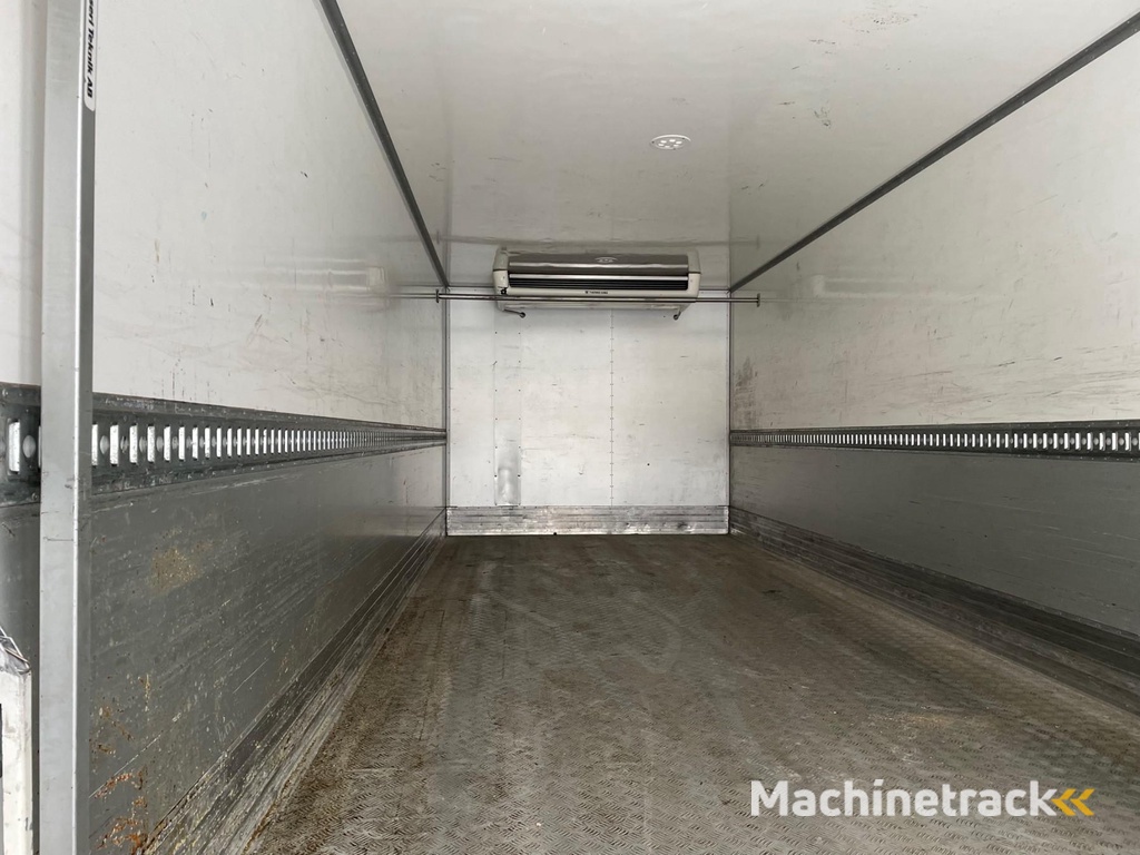 BOX + THERMO KING UT 800