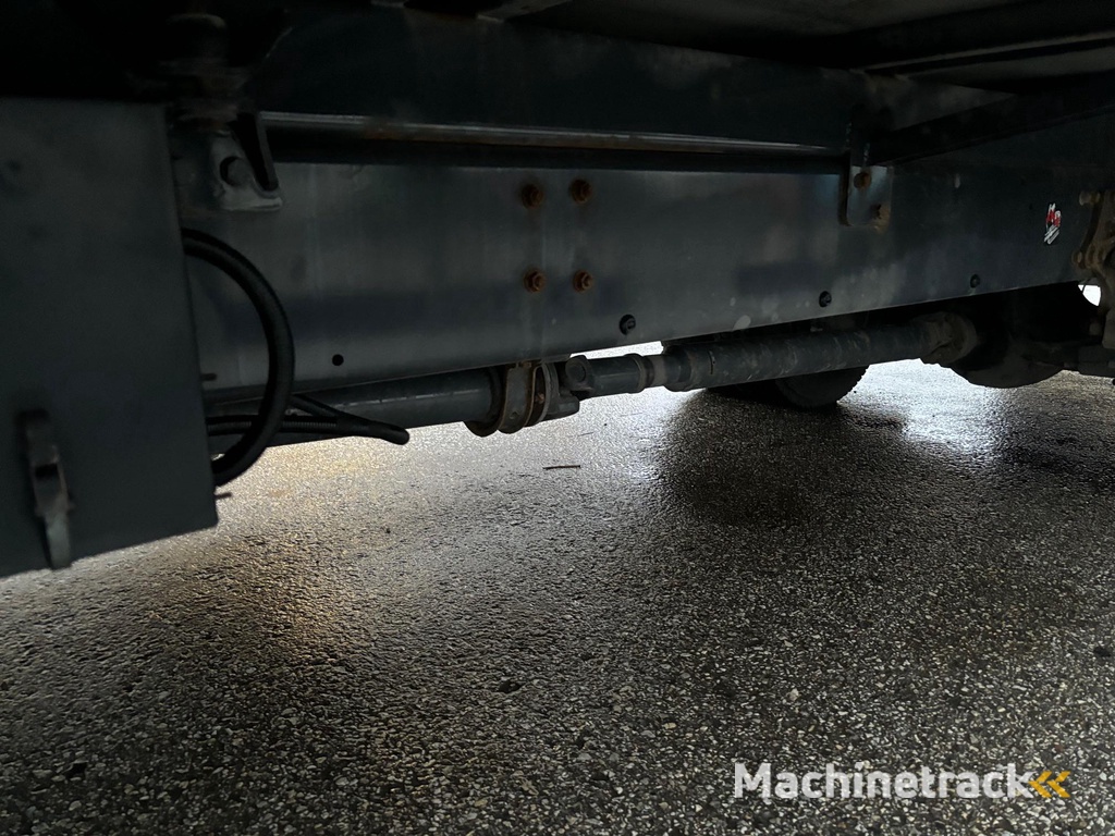 Volvo FL240 + MANUAL + LIFTING BOX