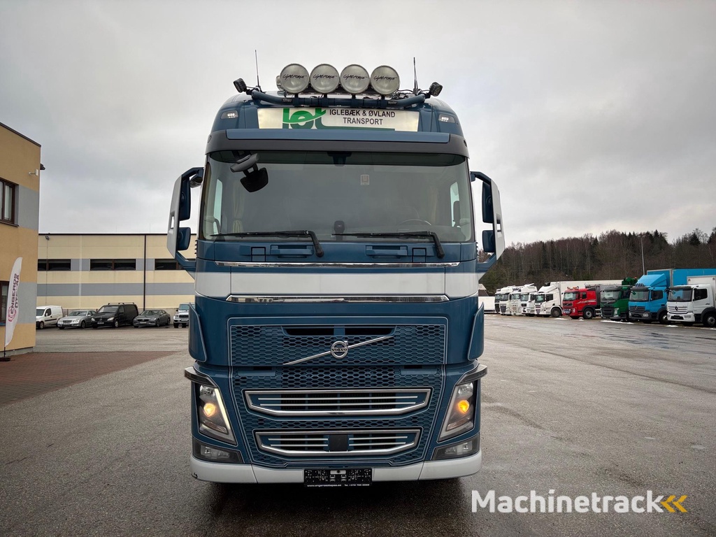 Volvo FH750 6x4 EURO6 + RETARDER + PTO + 9T FRONT AXLE