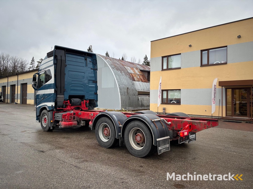 Volvo FH750 6x4 EURO6 + RETARDER + PTO + 9T FRONT AXLE