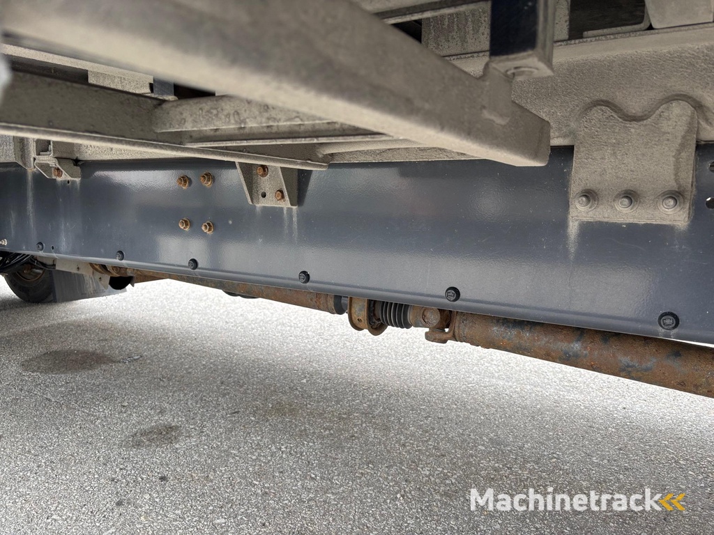 Volvo FL250 + SIDE OPENING 18T