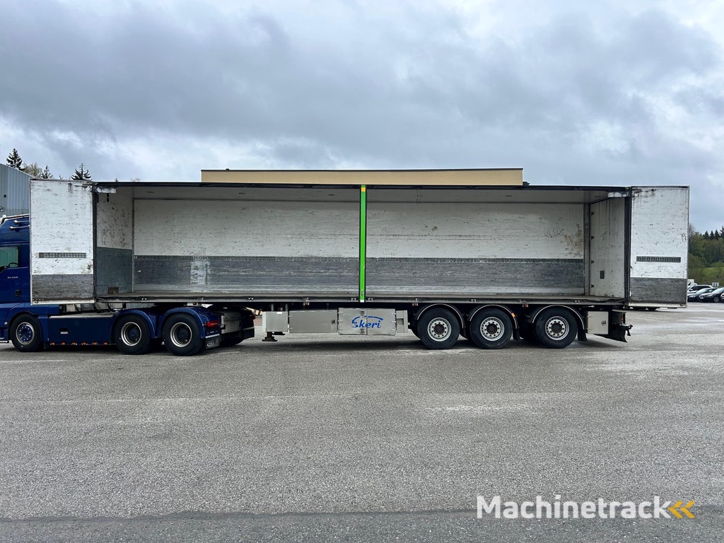 Ekeri SIDE OPENING + LAST AXLE STEERING + BOX HEATING