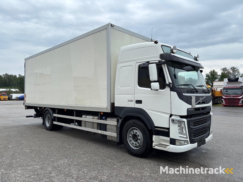 Volvo FM330 SIDE OPENING
