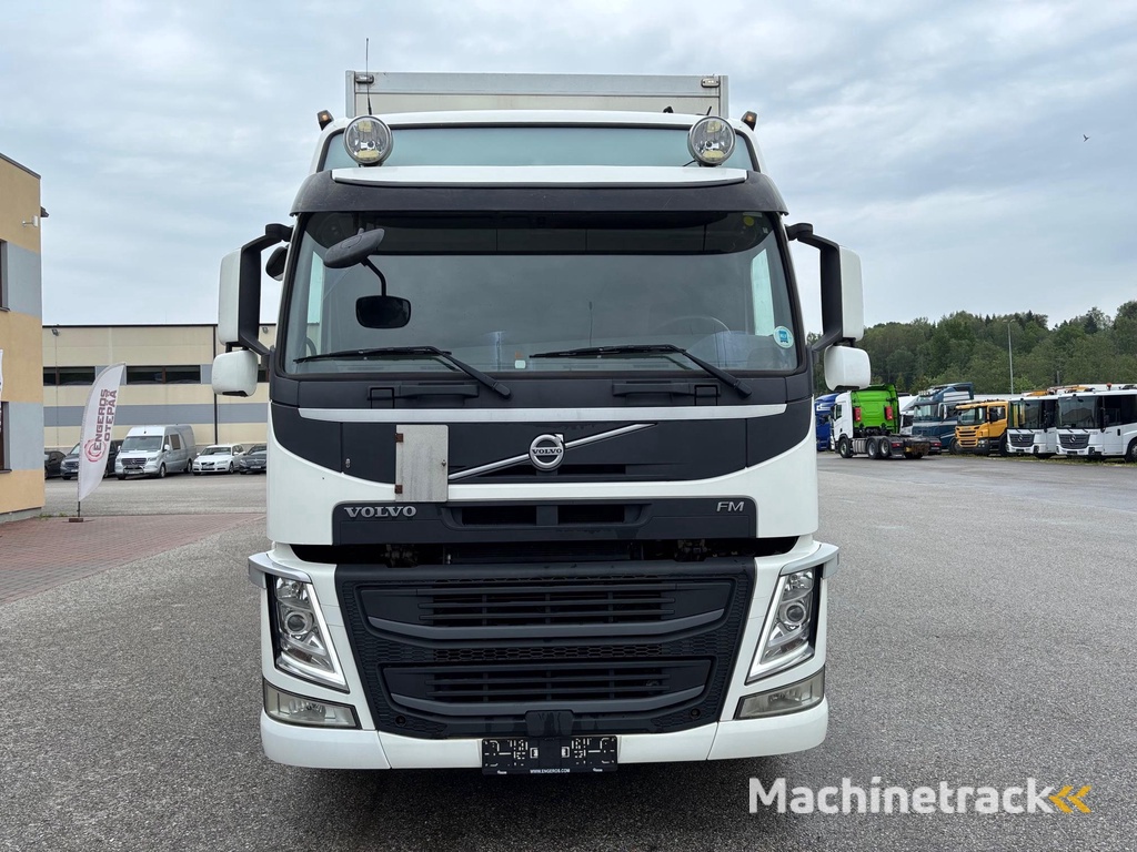 Volvo FM330 SIDE OPENING