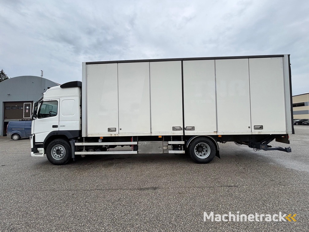 Volvo FM330 SIDE OPENING