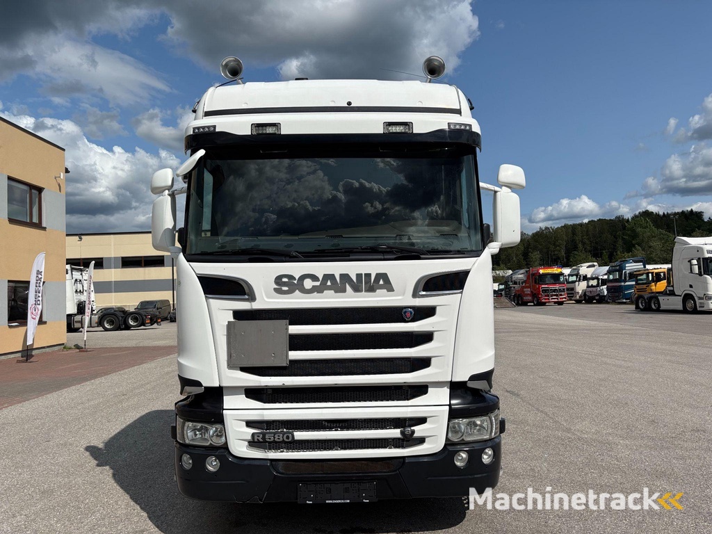 Scania R580 8X2*6 + RETARDER + PTO + ADR