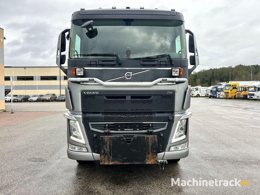 Volvo FH540 6X4 EURO6 + RETARDER + LIFTING AXLE