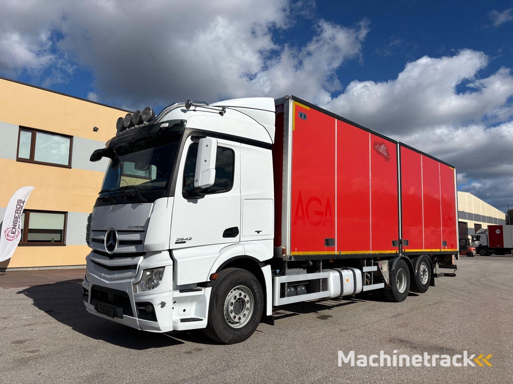 Mercedes-Benz Actros 2542 6x2*4 FULL SIDE OPENING + ADR