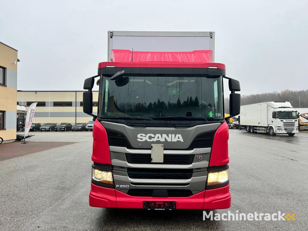 Scania P250  4X2 EURO6 + SIDE OPENING