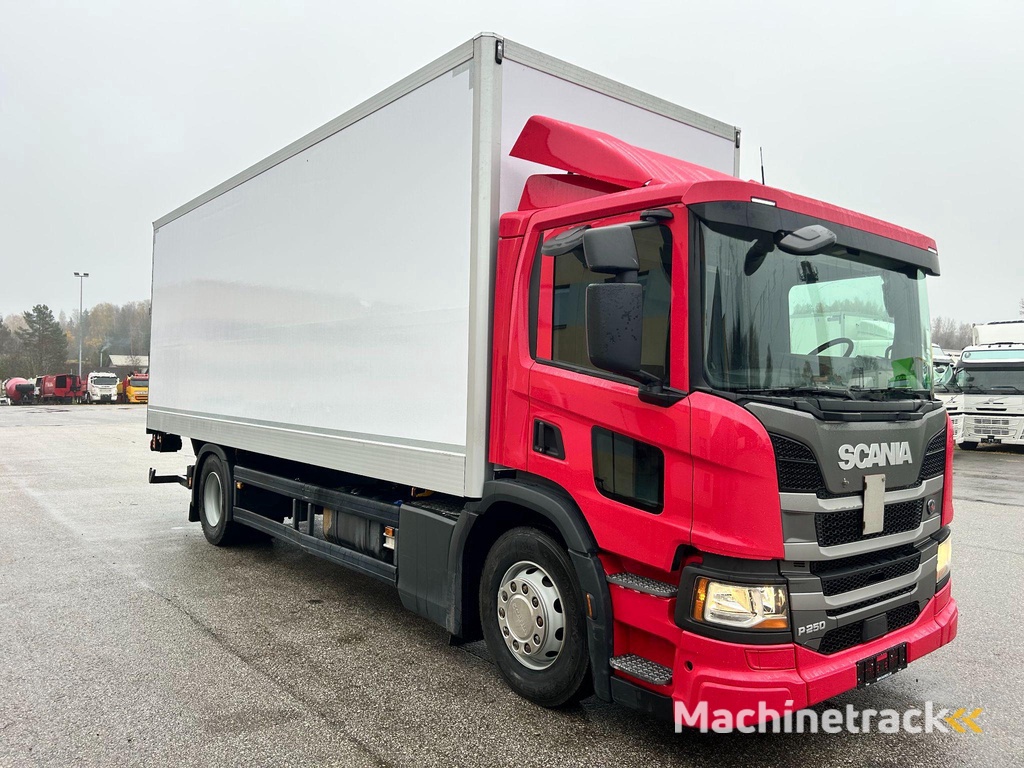 Scania P250  4X2 EURO6 + SIDE OPENING