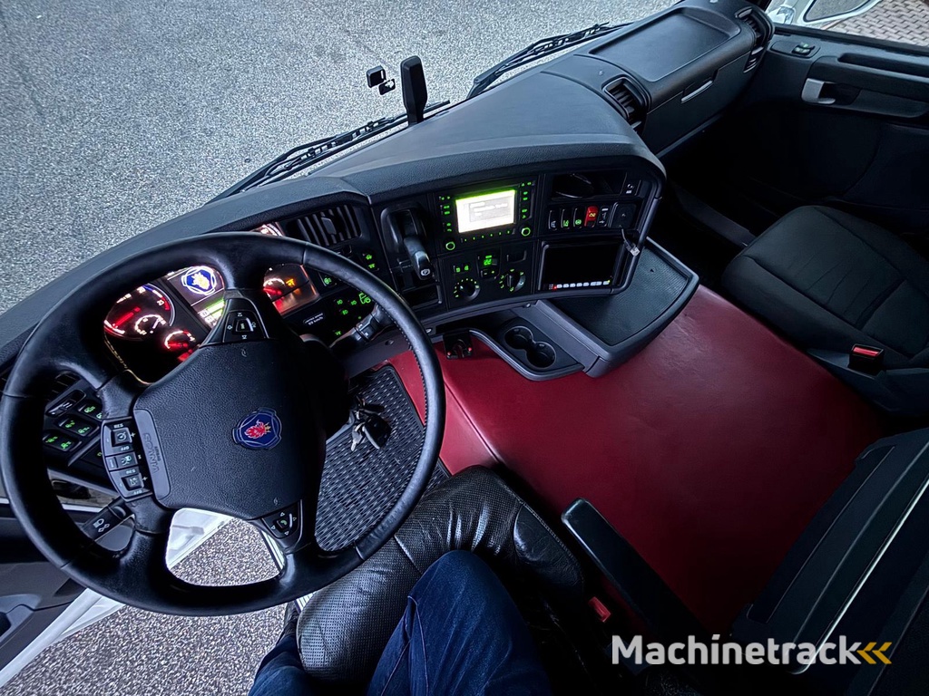 Scania G490 6X2*4 + Retarder + PTO + ADR