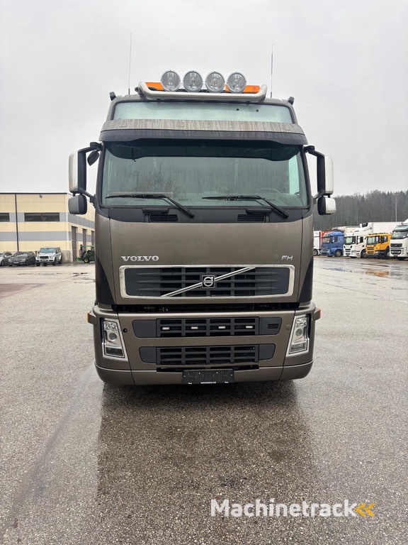 Volvo FH 6X2 + Pump + Crane readyness