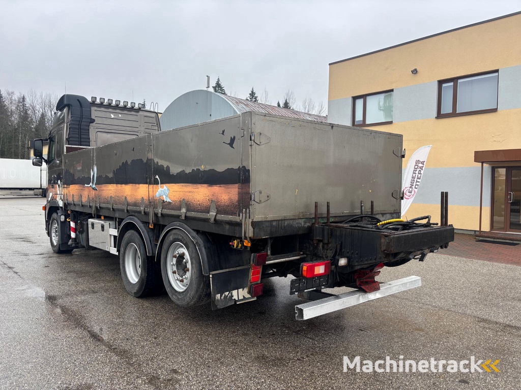 Volvo FH 6X2 + Pump + Crane readyness