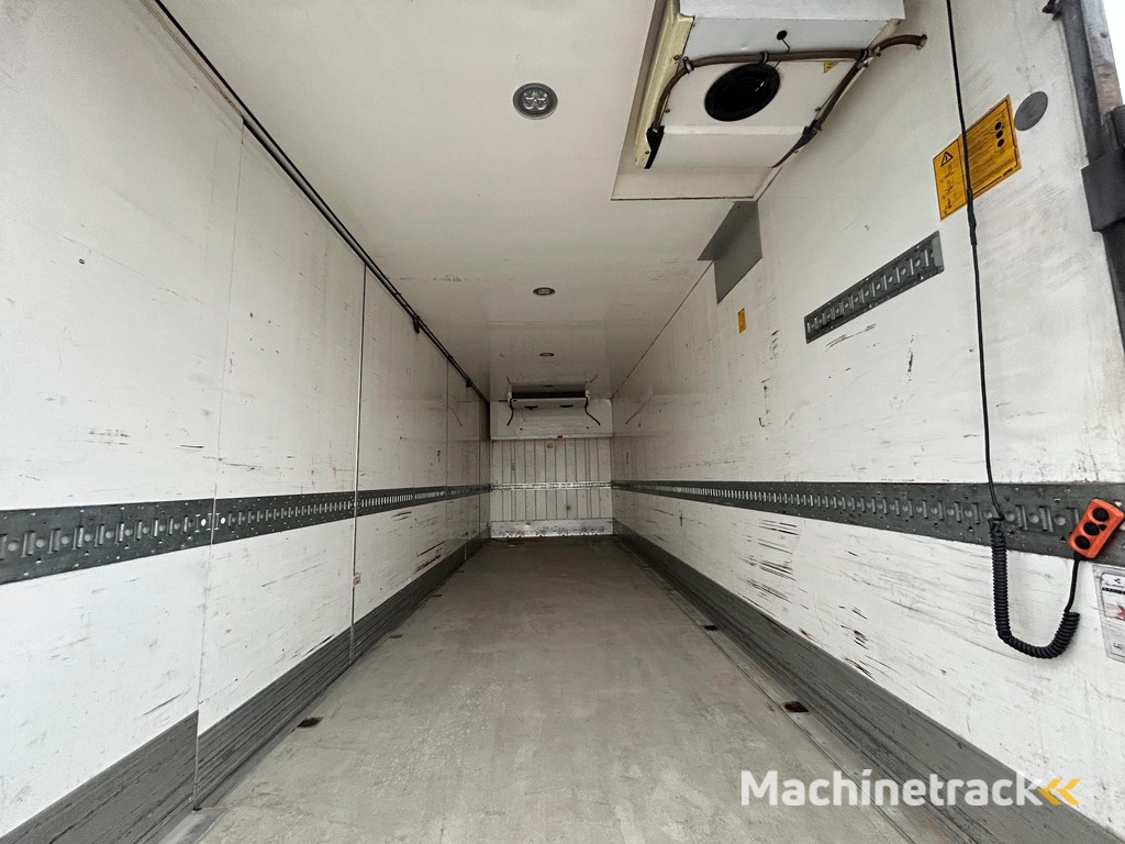 Volvo FM450 6X2*4 EURO6 + CARRIER SUPRA 1250MT