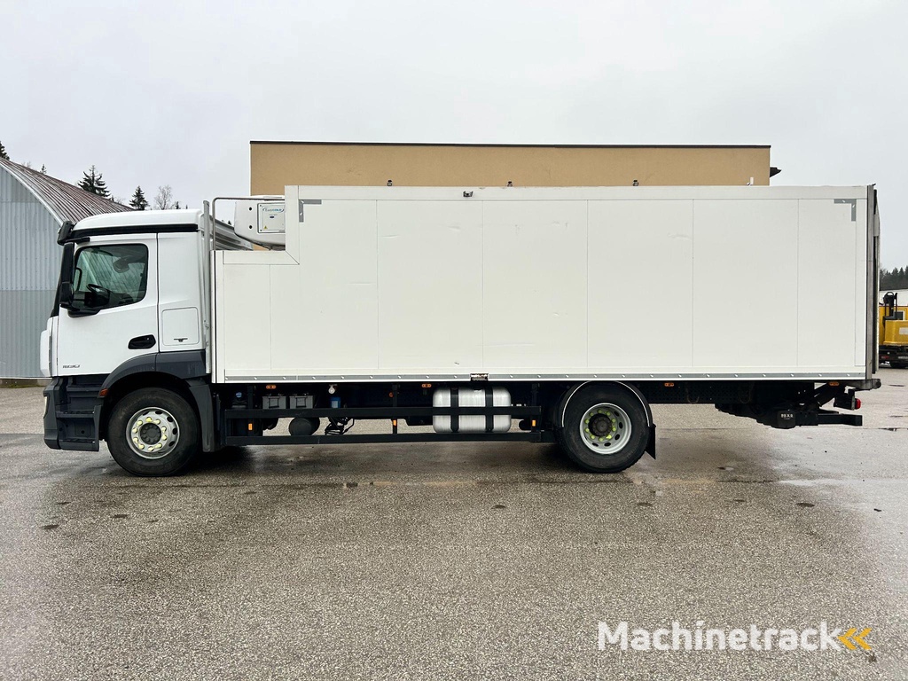 Mercedes-Benz ANTOS 1830 4X2 EURO6 + CARRIER SUPRA 750