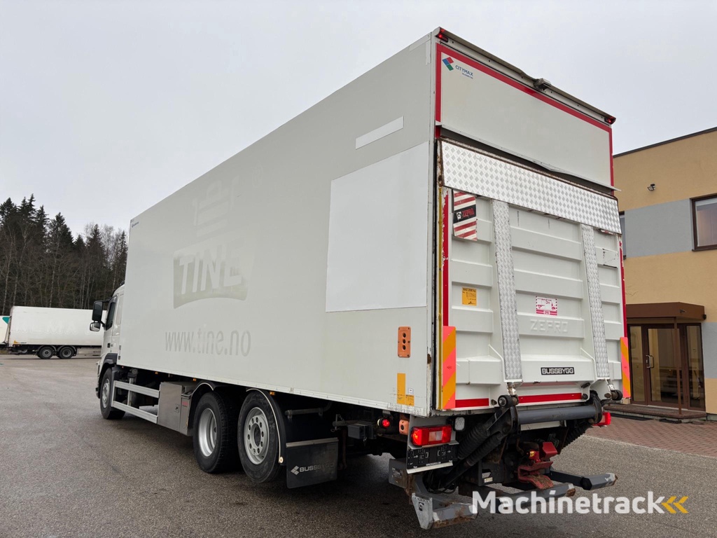 Volvo FM 450 6X2*4 EURO5 + CARRIER SUPRA 1250MT