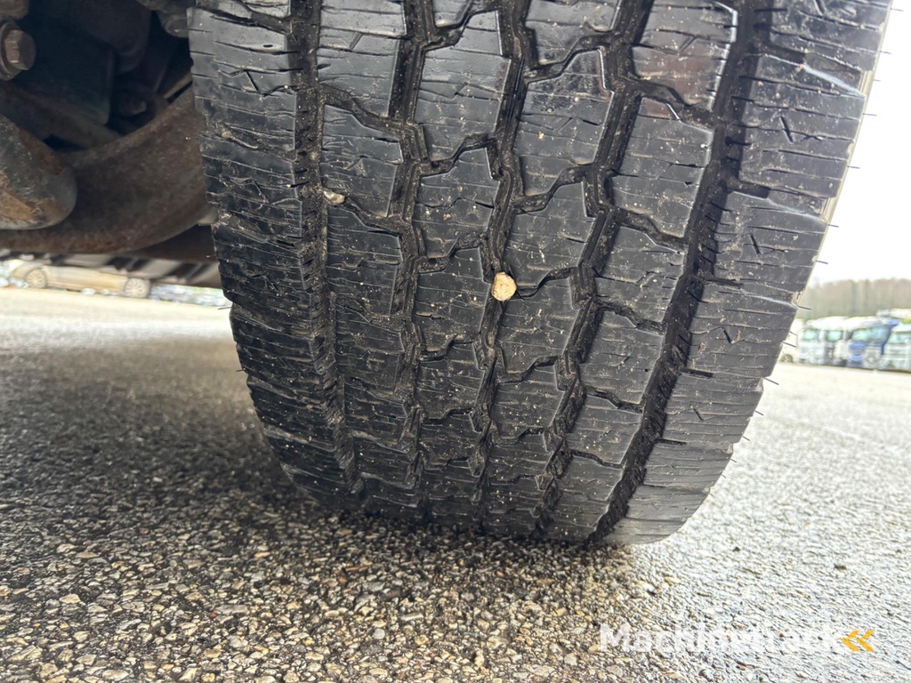 Volvo FM 450 6X2*4 EURO5 + CARRIER SUPRA 1250MT