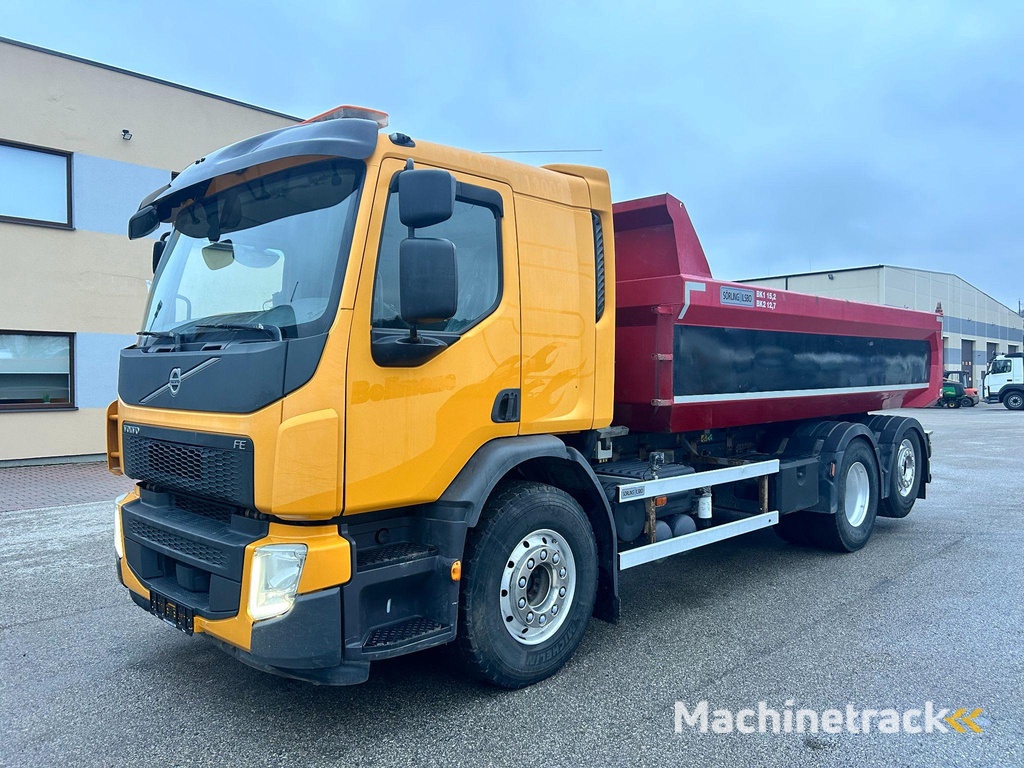 Volvo FE320 6X2*4 EURO6 + BOX VIBRATION