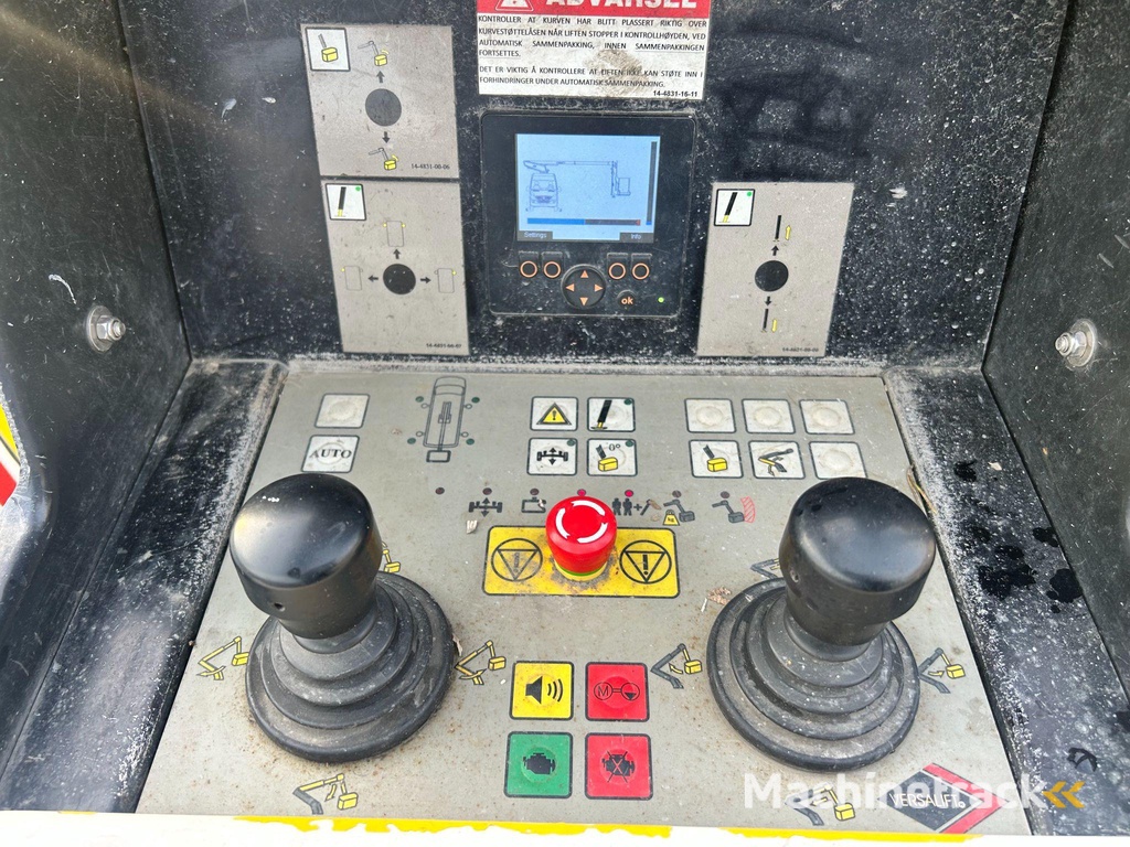 MAN TGL8.180 4X2 EURO5 + VERSALIFT VT-155-FZ