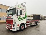 Minituur van Volvo FH650 6X2 EURO6 + BDF
