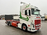 Minituur van Volvo FH650 6X2 EURO6 + BDF