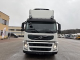 Minituur van Volvo FM 450 6X2*4 EURO5 + CARRIER SUPRA 1250MT