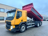 Minituur van Volvo FE320 6X2*4 EURO6 + BOX VIBRATION