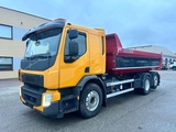 Minituur van Volvo FE320 6X2*4 EURO6 + BOX VIBRATION