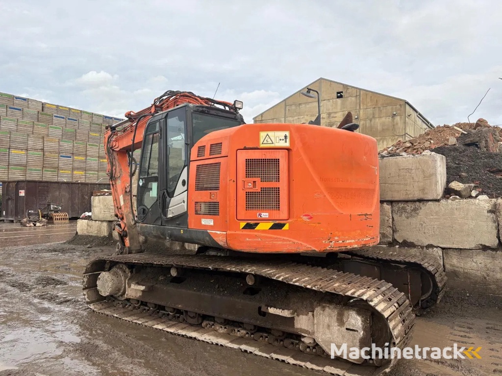 Hitachi ZX225USLC-5B