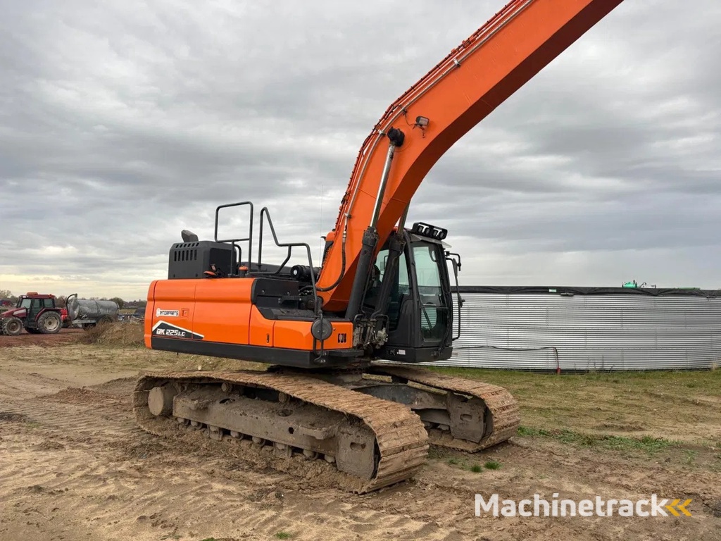 Doosan DX225LC