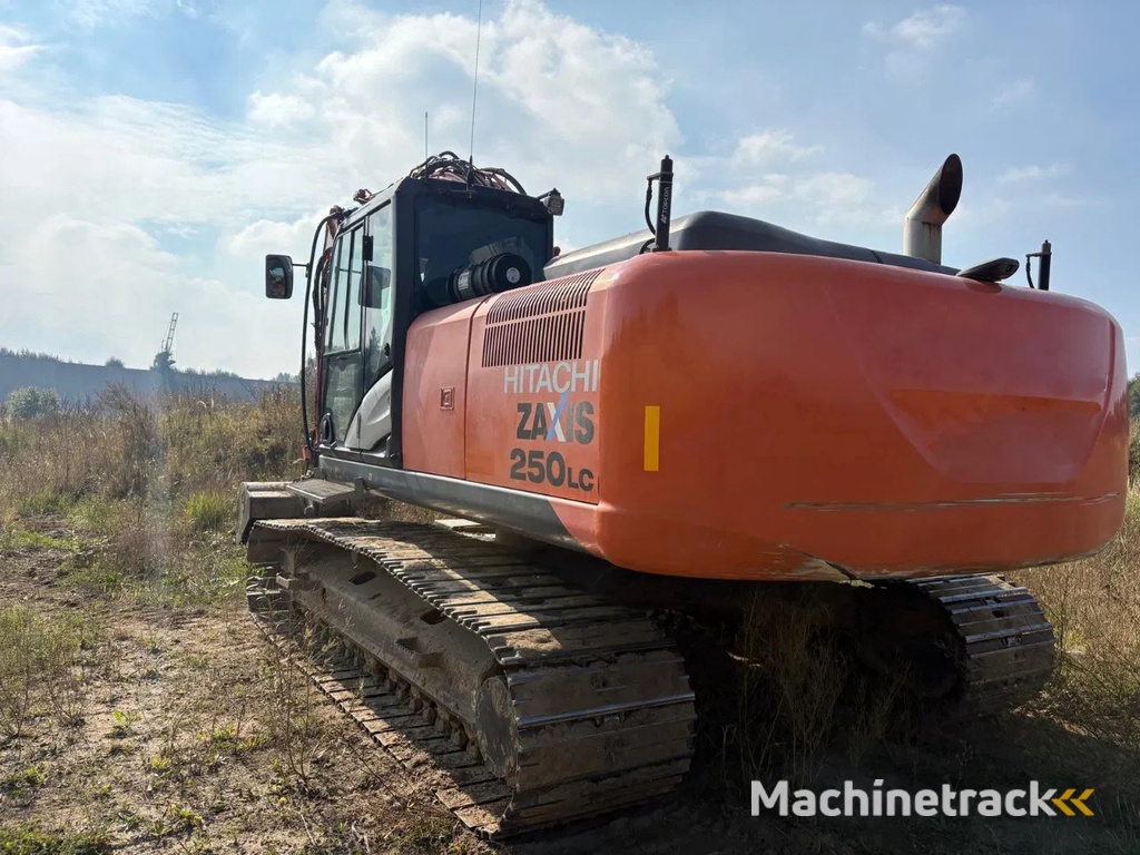 Hitachi ZX250LC-5B