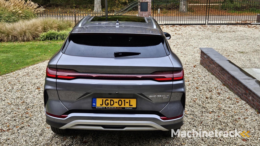 BYD SEAL U 1.5 DM-i FWD Boost  PHV Nieuw  direct leverbaar