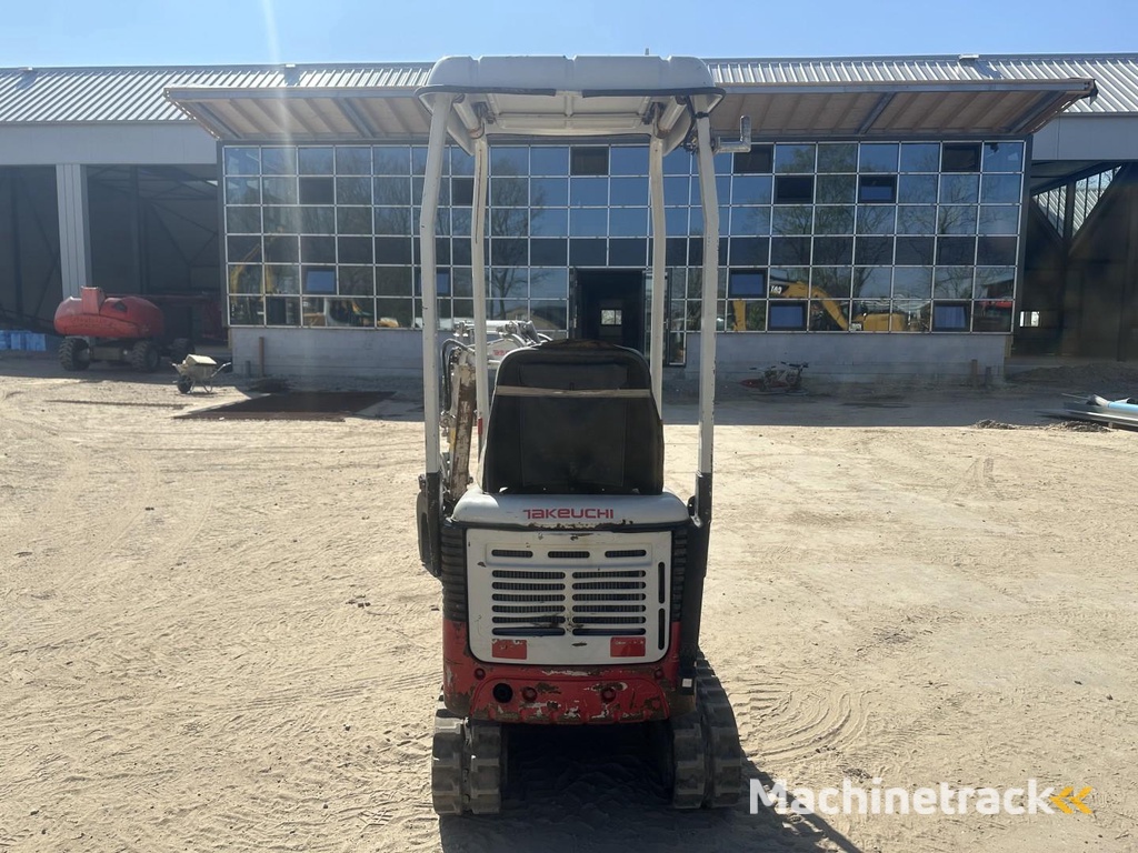 Takeuchi TB 108 3 buckets