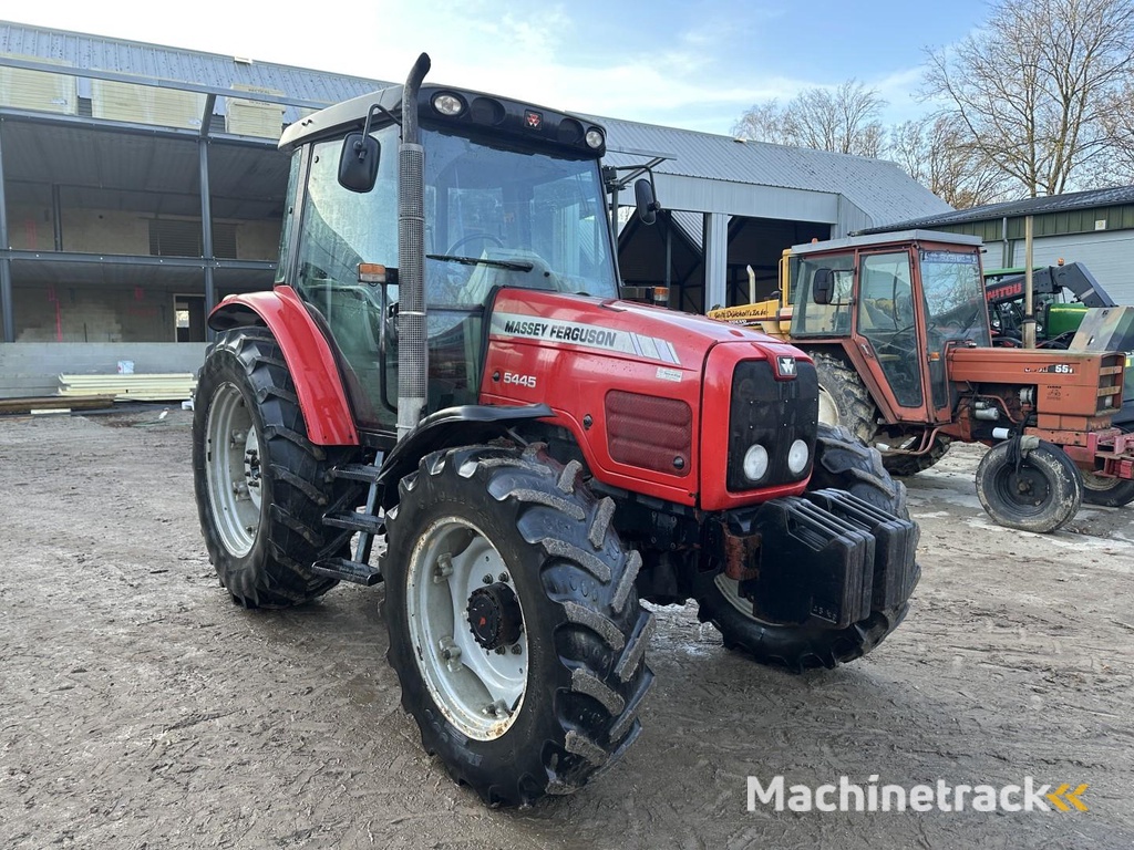 Massey Ferguson 5445