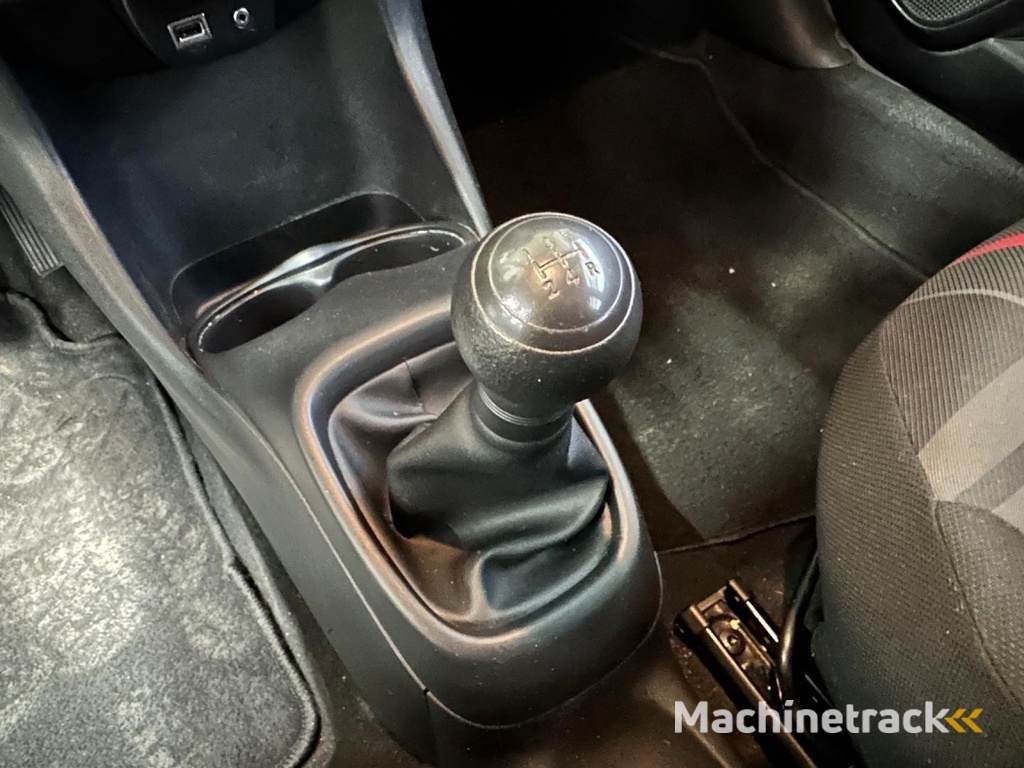 Peugeot 108 1.0 e-VTi Envy - Recent APK - Airco - 5 deurs - Metallic