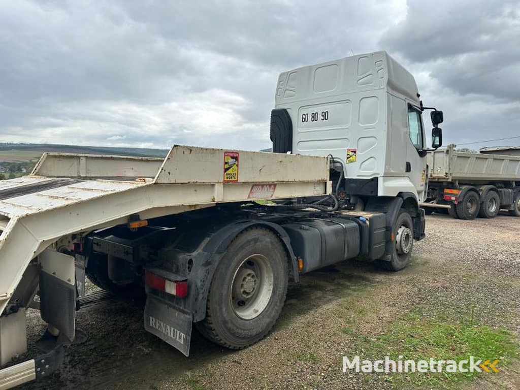 Renault PRENIUM-LANDER-460-DXi