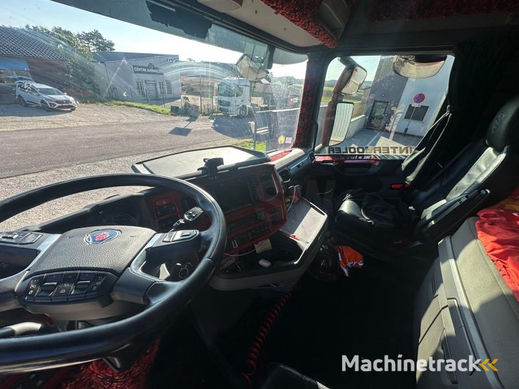 Scania S520-V8-A4X2LB