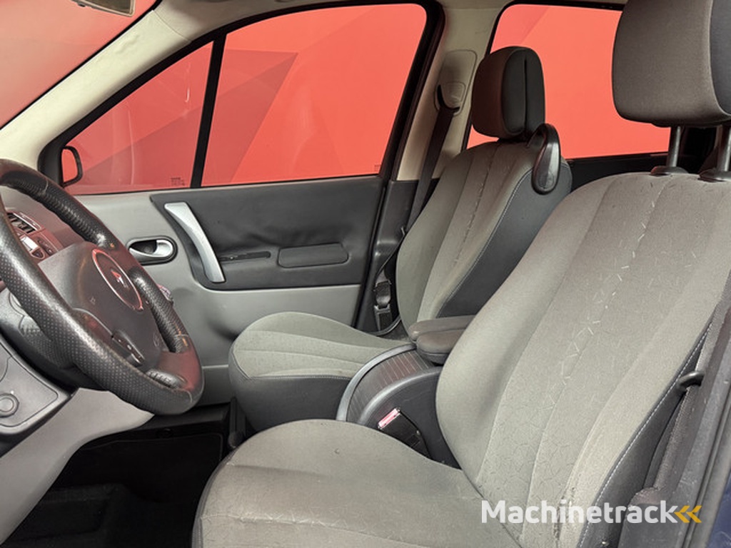 Renault Grand Scénic 2.0-16V Business Line 7p.