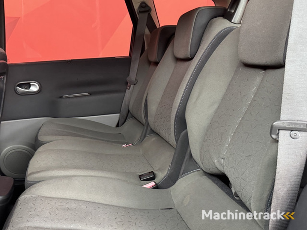 Renault Grand Scénic 2.0-16V Business Line 7p.